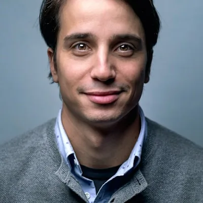 João Santos - Dono de loja online